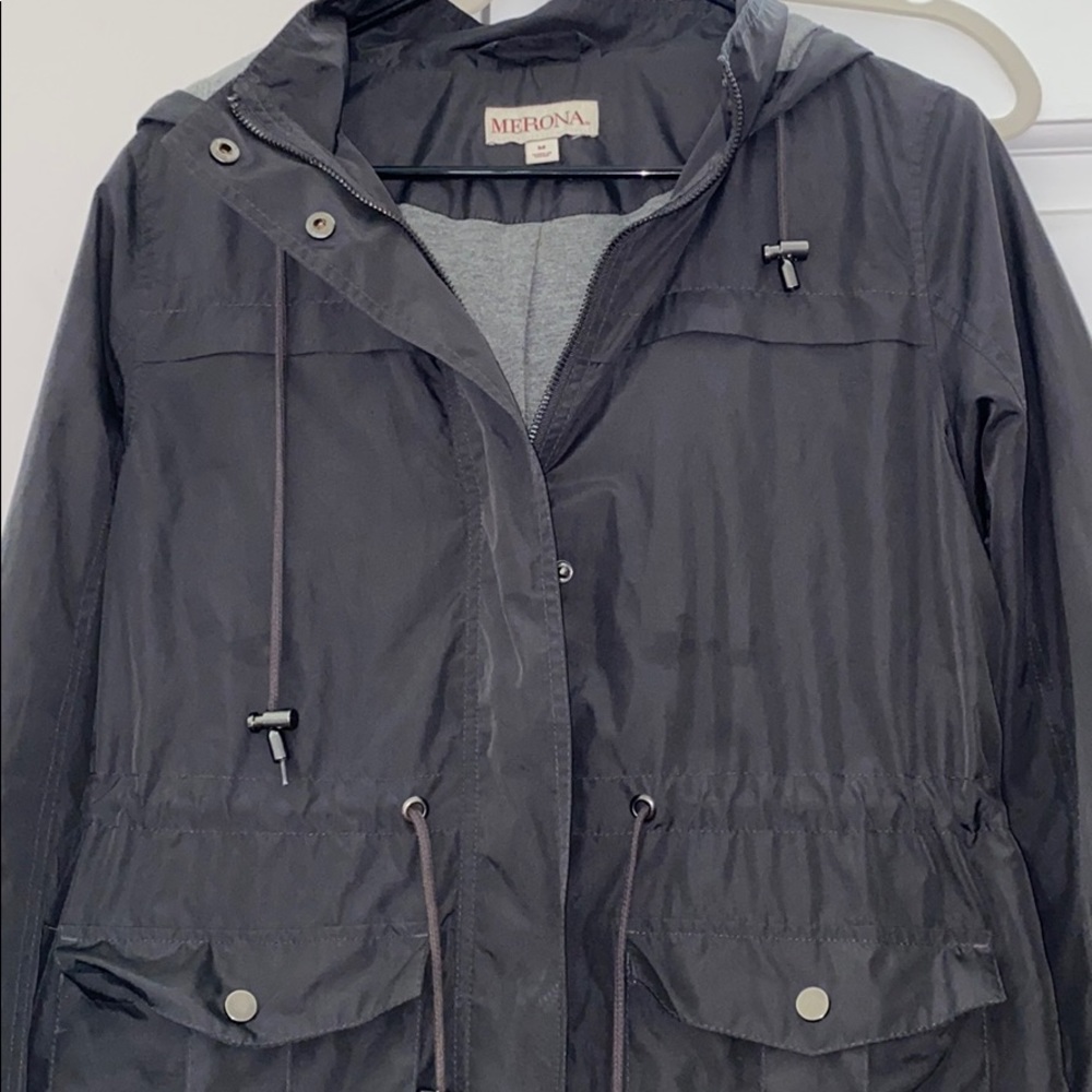 Rain jacket - Picture 2 of 4